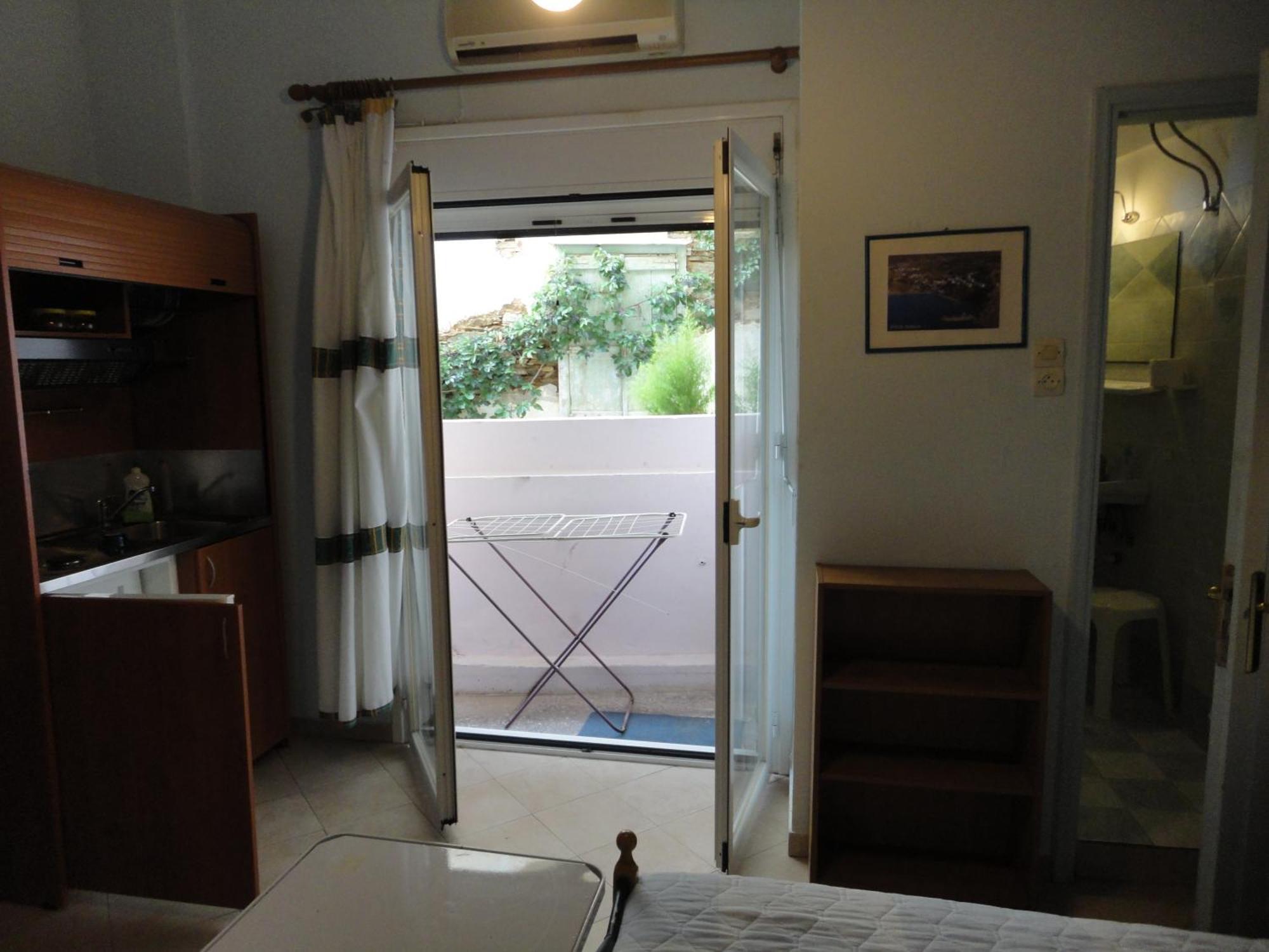 Apergis Rooms Ermoupoli Kamer foto